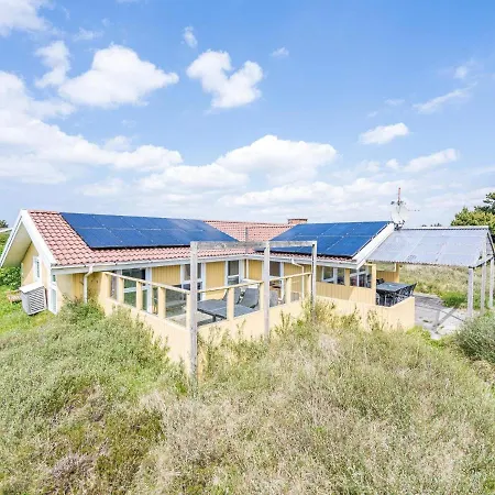 Henne Xxxv Holiday home *